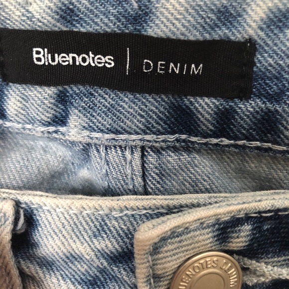 3/$25 BLUENOTES high rise mom acid wash jeans - Picture 3 of 6